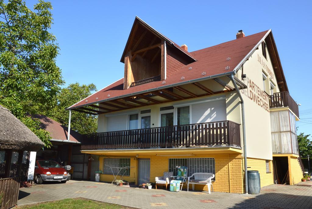 Benedekne Haza Apartment Gyenesdiás Exterior photo