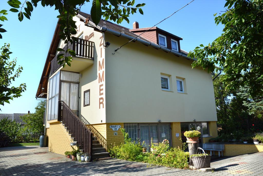 Benedekne Haza Apartment Gyenesdiás Exterior photo